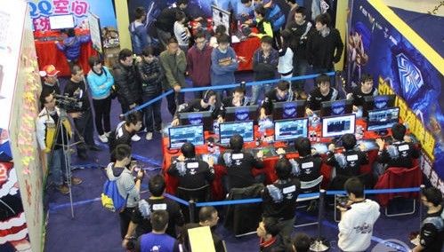 【战报】2025LPL春季赛RA 0-2 EDG，Viper操作拉满助EDG拿下比赛