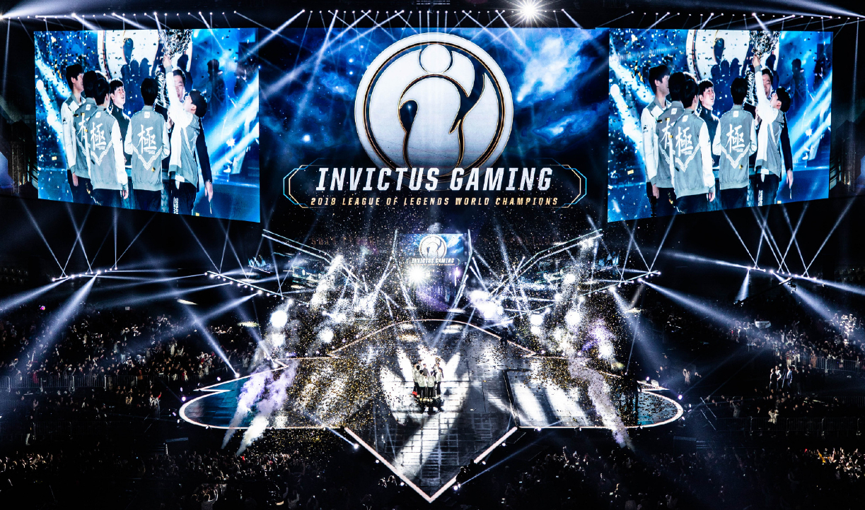 英文采访Lwx：最近队伍在努力减少失误 FPX这300胜场挺不容易的