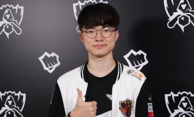 不愧是GZI，GALA成为LPL第二位AD位置FMVP