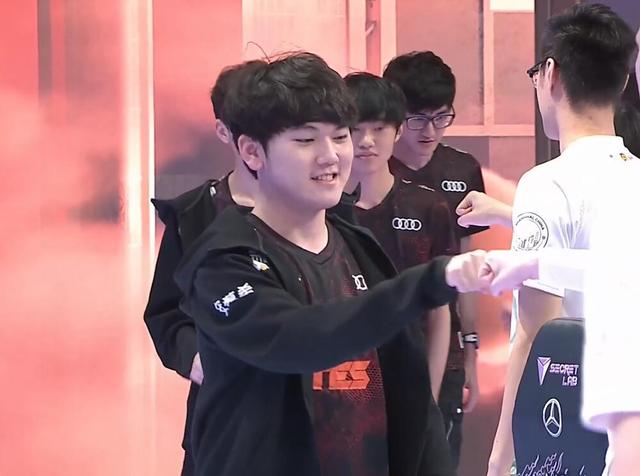 Deft直言：必须打得更好才能夺冠，打强队时不变得着急