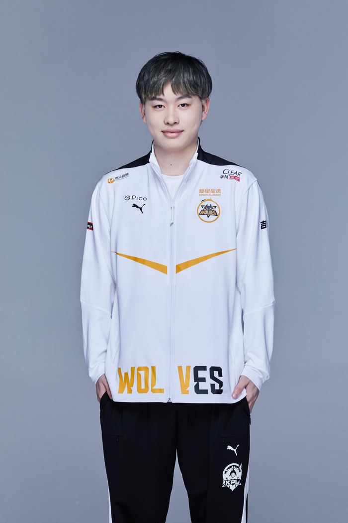 Spirit 在击败 NIP 后晋级 PGL Astana 2025 半决赛